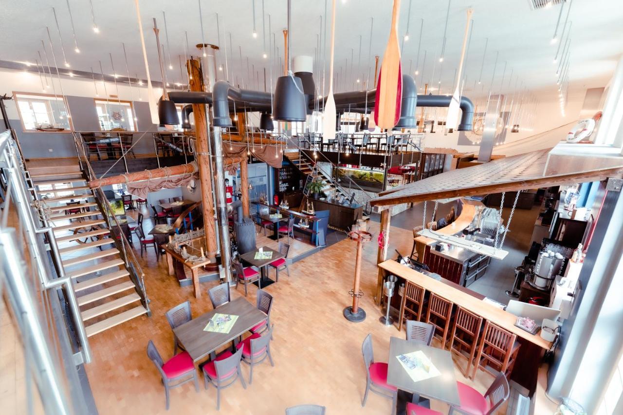 Restaurant Und Pension Alberthafen Dresden Eksteriør bilde
